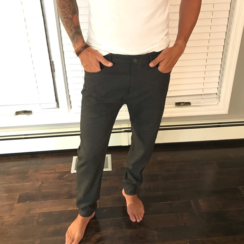Zara man black speckled pants size 43